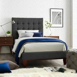 Inspired Home Fabrizio Platform Bed