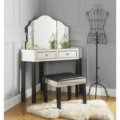 Inspired Home Vanity Table